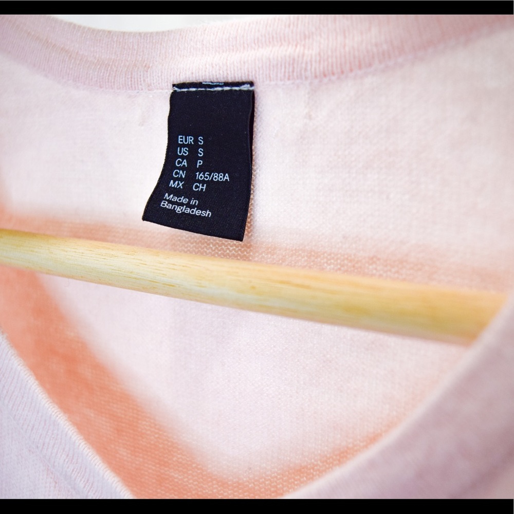 Pink Cardigan, button-down (Unbranded) - Picture 3 of 4